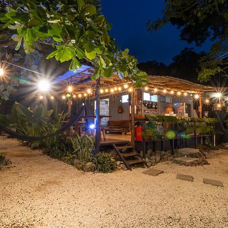 Akih Pods Hostel Playa Santa Teresa  Exteriér fotografie