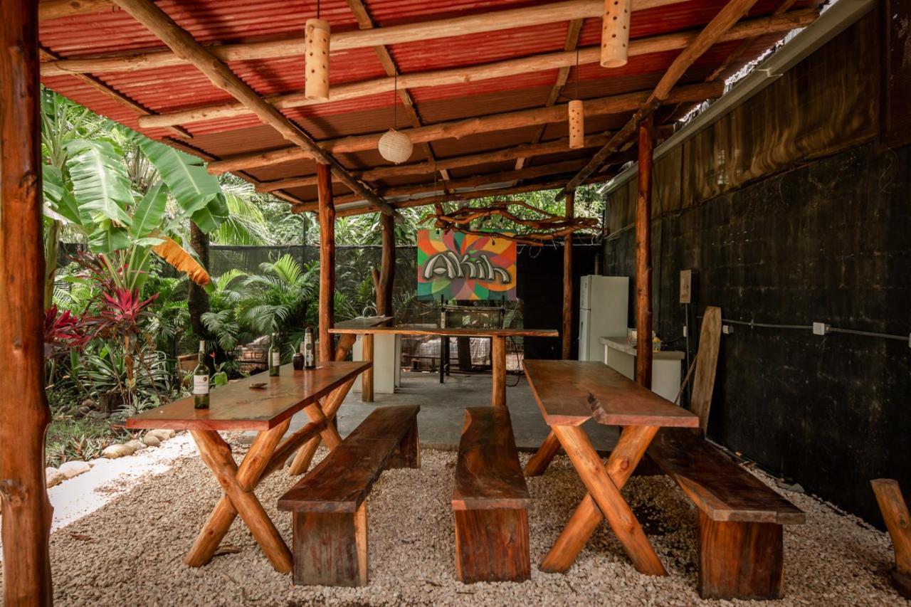 Akih Pods Hostel Playa Santa Teresa  Exteriér fotografie